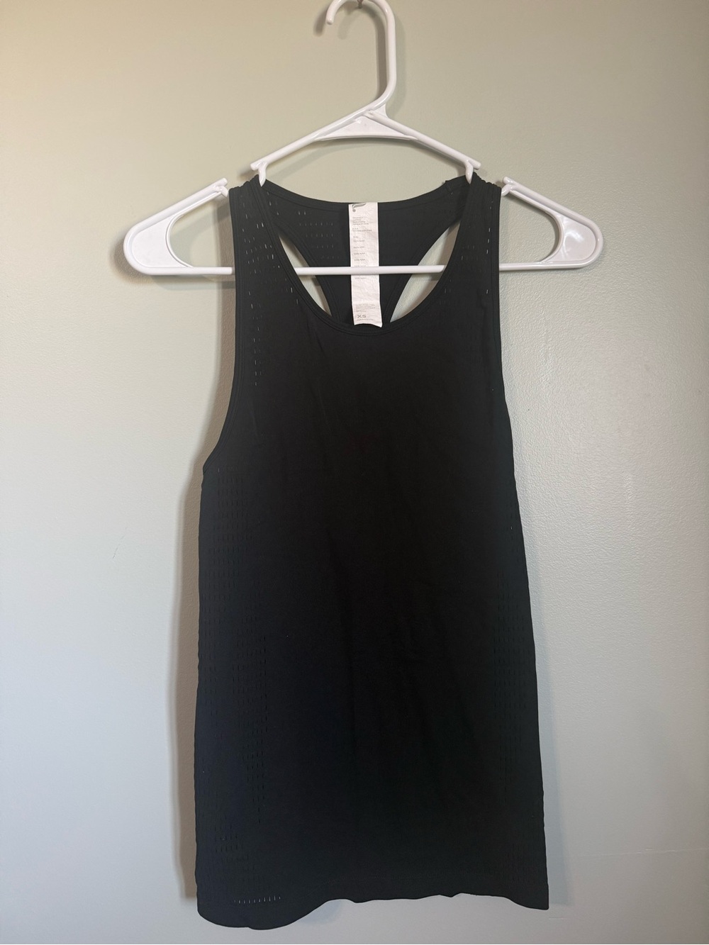 Fabletics Black Seamless High-Neck Muscle Tank